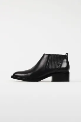 Alexa Chelsea Ankle Boots