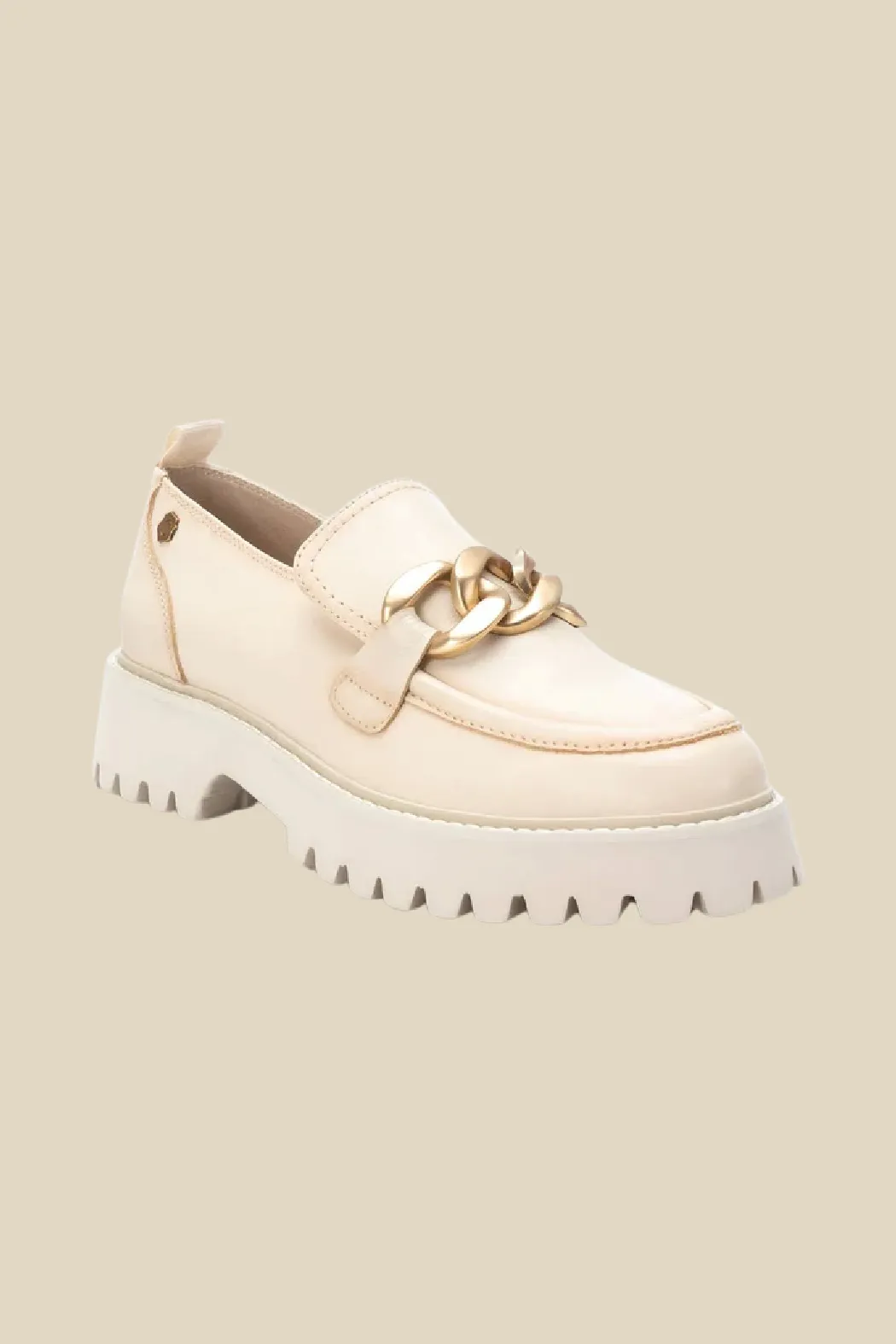 Loafer with Gold Chain